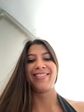 Lenapink19 online show from October 2025 04:50:01 PM