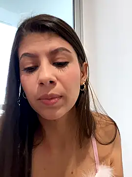 Lenapink19 online show from October 2025 09:49:02 PM