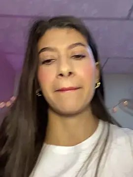 Lenapink19 online show from March 2026 08:33:01 PM