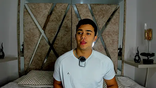 jayd muscle online show from October 2025 04:23:02 AM