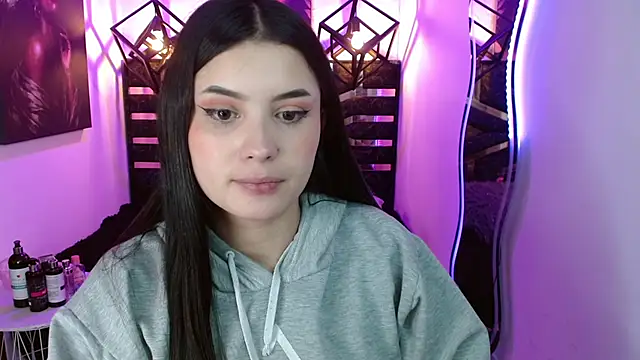 Natalie loffreda online show from June 2026 08:03:01 PM