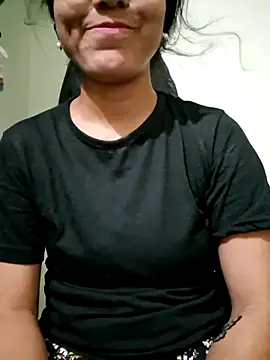 Snapshot of Telugu___Sexygirl___Naidu chatting on November 2025 02:06:01 PM Telugu Sexygirl Naidu online show from November 2025 02:06:01 PM