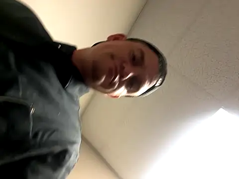 cumitted online show from November 2025 02:13:01 AM