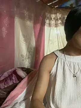 PhanHaa online show from November 2025 01:39:02 PM