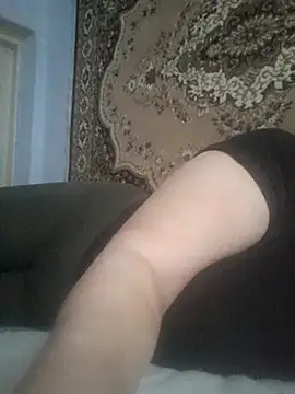 Snapshot of JillOKissx chatting on October 2025 06:13:02 AM JillOKissx online show from October 2025 06:13:02 AM