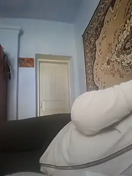 Snapshot of JillOKissx chatting on October 2025 11:00:02 AM JillOKissx online show from October 2025 11:00:02 AM