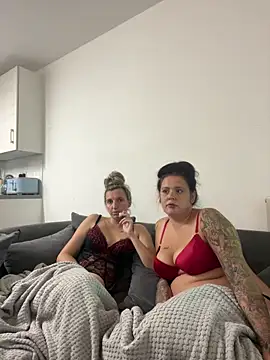 Snapshot of Charsworld chatting on October 2025 09:01:01 AM Charsworld online show from October 2025 09:01:01 AM