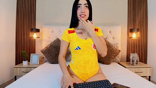 Snapshot of natasha_moreno chatting on June 2026 12:50:02 PM natasha moreno online show from June 2026 12:50:02 PM