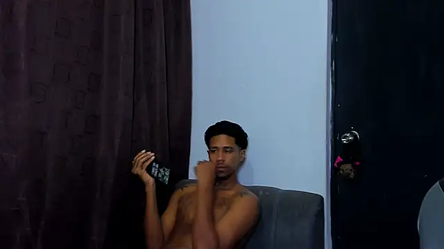 violet and myers online show from April 2026 09:39:33 PM