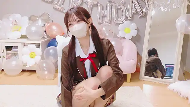 Yuna-ch online show from October 2025 10:37:02 AM