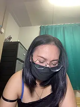 Snapshot of melyiaaa chatting on April 2026 02:54:01 PM melyiaaa online show from April 2026 02:54:01 PM