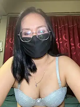Snapshot of melyiaaa chatting on June 2026 01:22:01 PM melyiaaa online show from June 2026 01:22:01 PM