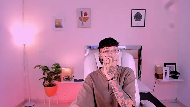 Luci Rose online show from November 2025 01:58:02 AM