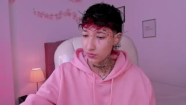 Luci Rose online show from March 2026 12:11:01 PM