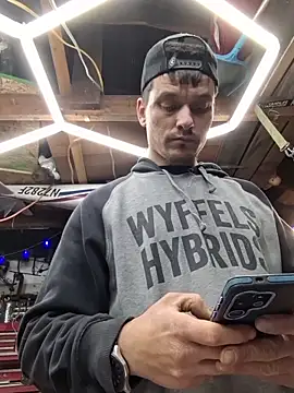 twistafatpipe online show from April 2026 11:11:01 AM