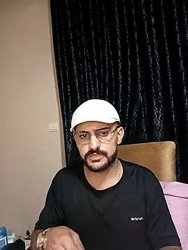 Muratcan33 online show from November 2025 04:07:02 PM