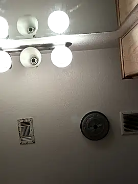 Snapshot of Candy_Head chatting on October 2025 03:58:02 AM Candy Head online show from October 2025 03:58:02 AM