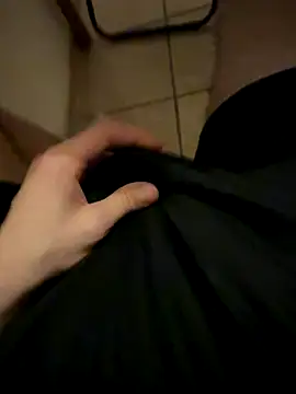 Dicksxd online show from September 2025 09:05:01 PM