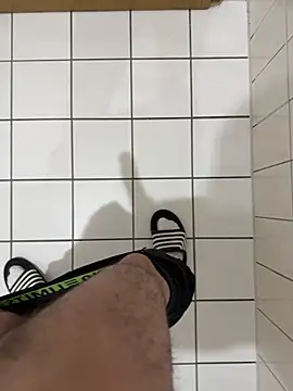 Dicksxd online show from April 2026 09:08:02 PM