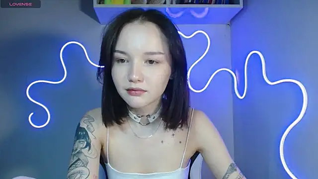 DemiWildcat online show from October 2025 10:49:01 AM