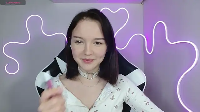 DemiWildcat online show from November 2025 10:15:02 AM