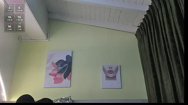 AtheneaArbelaez  online show from September 2025 12:43:01 PM