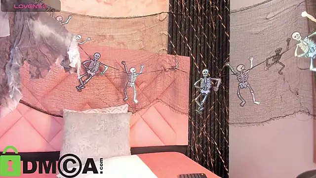 maia bianchi online show from October 2025 01:53:02 PM