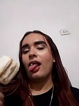 Maylu Fox online show from September 2025 02:39:02 AM