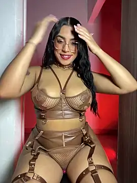 Linda Saenz  online show from June 2026 05:54:02 AM