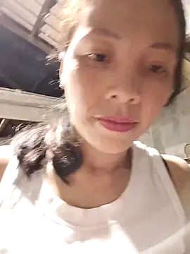 Snapshot of Sinejdk3 chatting on October 2025 10:56:02 PM Sinejdk3 online show from October 2025 10:56:02 PM