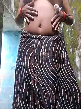 Snapshot of Hansa_Ghatak chatting on September 2025 11:54:01 AM Hansa Ghatak online show from September 2025 11:54:01 AM