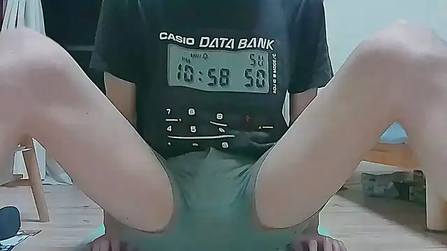 saitama0038 online show from October 2025 03:53:01 PM