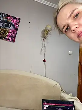 April Purr online show from March 2026 07:58:01 AM