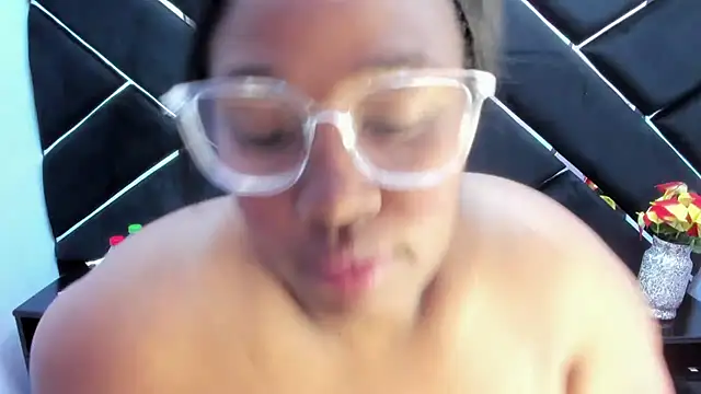 Bloom B online show from September 2025 02:17:01 PM