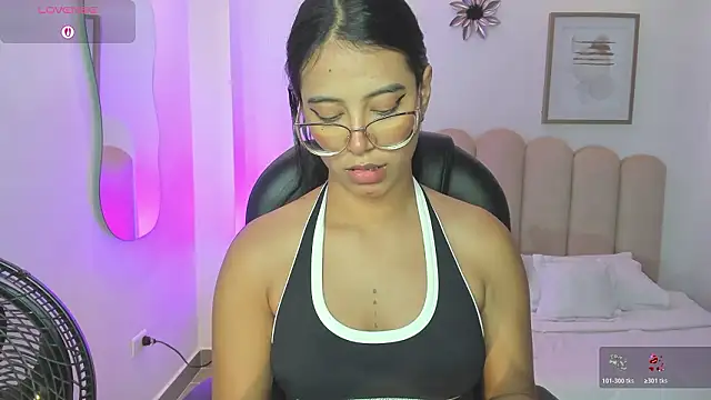 raven stonee online show from March 2026 12:40:02 AM