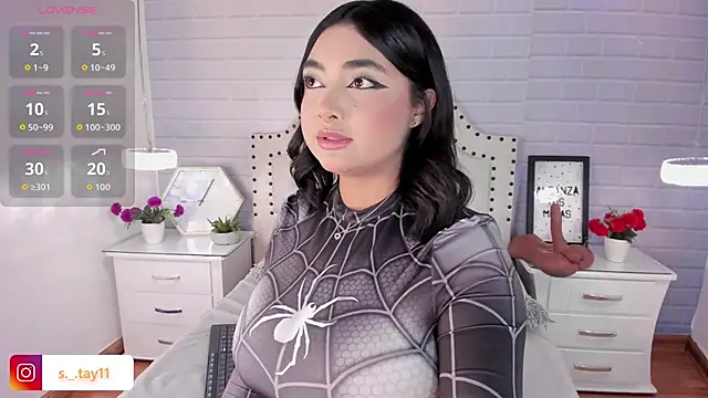 Snapshot of SASHASTRADA chatting on October 2025 10:17:02 PM SASHASTRADA online show from October 2025 10:17:02 PM