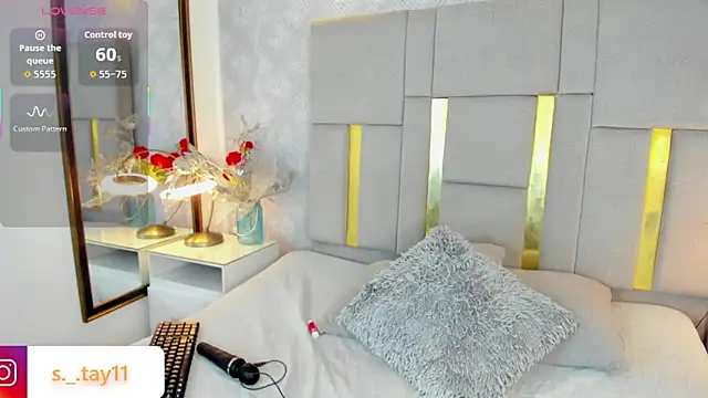 Snapshot of SASHASTRADA chatting on October 2025 09:09:02 PM SASHASTRADA online show from October 2025 09:09:02 PM