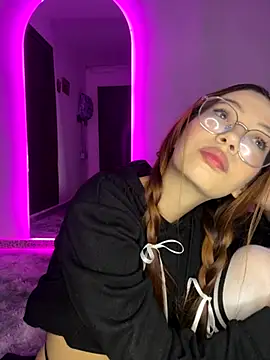 BlondieViixen online show from October 2025 05:27:02 AM