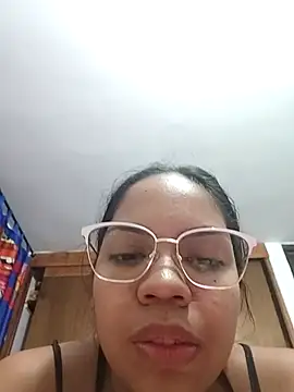 CloeeHills  online show from September 2025 12:32:02 AM