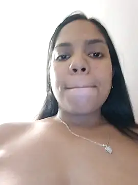 CloeeHills  online show from October 2025 02:30:01 AM