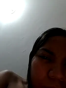 CloeeHills  online show from October 2025 03:43:01 PM