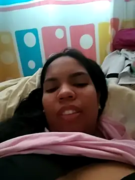 CloeeHills  online show from October 2025 02:50:01 PM