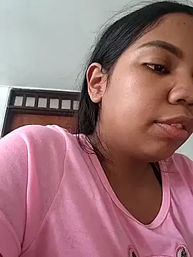 CloeeHills  online show from October 2025 07:03:02 PM