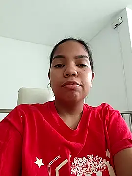 CloeeHills  online show from November 2025 03:11:01 PM