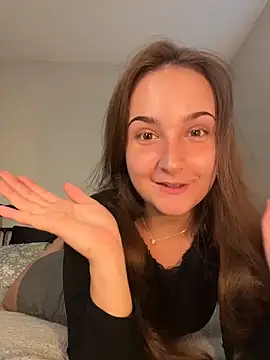 Snapshot of MadilynX777 chatting on October 2025 10:54:02 PM MadilynX777 online show from October 2025 10:54:02 PM