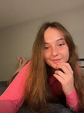 Snapshot of MadilynX777 chatting on November 2025 01:05:02 AM MadilynX777 online show from November 2025 01:05:02 AM