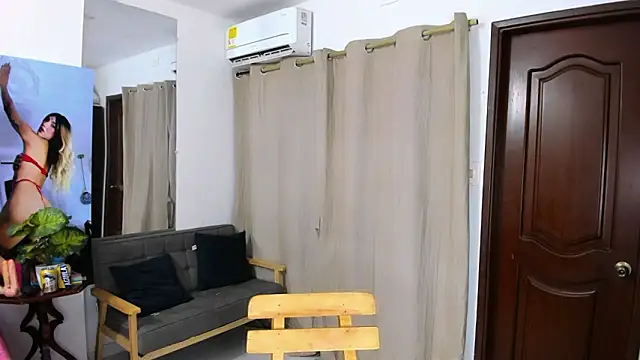 zou quira online show from February 2026 12:47:02 PM