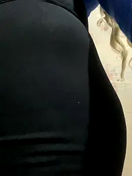 Cuckold-masters-dog online show from October 2025 12:18:01 AM