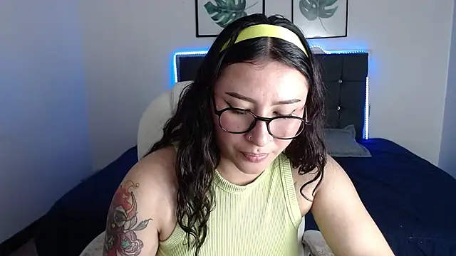 nicolee 8 online show from September 2025 02:15:02 AM