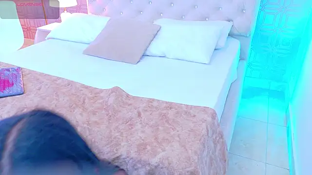 Samanta Isel online show from February 2026 03:03:02 AM